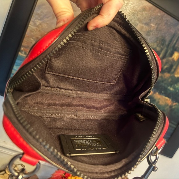 Coach Carrier Phone Crossbody In Colorblock Signature Canvas With Coach Patch - Picture 7 of 16